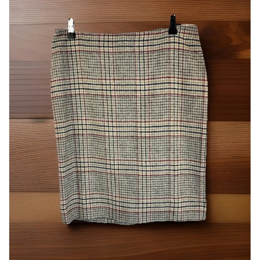 Talbots Wool Plaid Pencil Skirt Beige Red Black 10P M Lined Academia Timeless